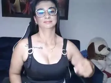 miakhalifa_1 — Horny latina loves pleasure - Multi-Goal :  crazy and fun celebration #lovense #natural #l #latina #anal #bigboob