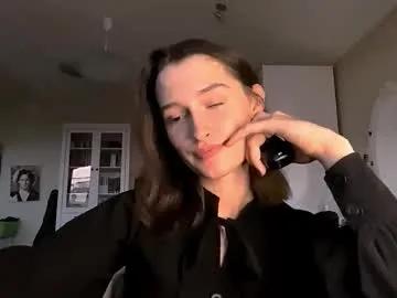 michael_pors — **Goal: Hi Emily^Facts about me: I'm just #18 #natural #teen girl who is #new to here, pretty #shy , drawing & coocking [11 tokens remaining]