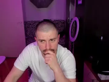 michael_wolfborn — Freechat on Chaturbate