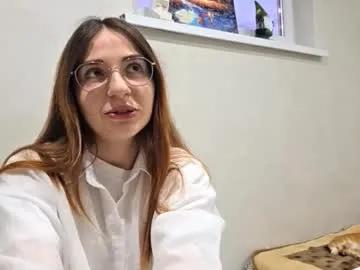 michaelehain — GOAL:PLay with hair + cute wink   Help me do 50 thumb ups!  <3 My name Chloe !! I am a #new and #young model on CB #18 #natural #shy [14 tokens remaining]