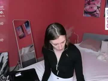michele_mack — GOAL: tease with abs  Have fun with my naked body in a private? #18 #teen #feet #c2c  #cum #muscle #lovense #smalltits  #skinny