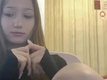 michelle_neely — Hi guys, how are you today, lets go speak - Goal: Show tits two girls [676 tokens left] #teen #young #new #shy #cute