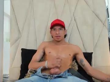 mickey_beasley — GOAL: Sexy Dance [150 tokens remaining] Welcome to my room! #bigcock #ebony #cum