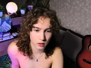 midnight_answer — Welcome to my room - Goal: Lick fingers and play with nipples [33 tokens left] #femboy #new #sexy #twink #teen
