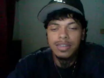 miguelvl01 — Freechat on Chaturbate