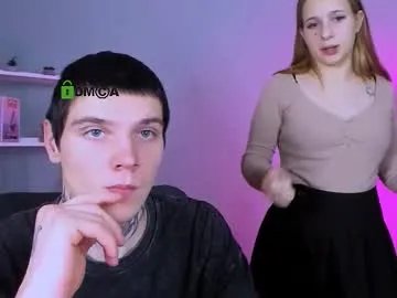 miles_candy — GOAL: flash boobs [111 tokens remaining] Welcome to my room! #C2C #couple #mistress #teen #18