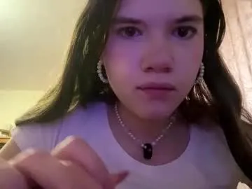 minforbush — I'll suck my finger like a dick Hello ! I am Amelia. I am new here #shy #18 #new #natural #bigboobs [60 tokens remaining]