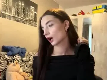minhblomme — Goal: Show panty color : Hi, I'm #new here  #shy #cute #18 #teen [25 tokens remaining]