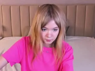 minnie_collins — GOAL: show ass [0 tokens remaining] Welcome to my room! hello dears^ Nice to see you in my room today! Lets have fun #smalltits #new #18 #daddysgirl #teen