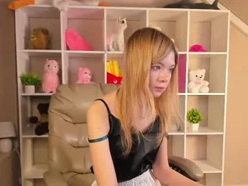 minnie_collins — GOAL: lick your lips [15 tokens remaining] Welcome to my room! hello dears^ Nice to see you in my room today! Lets have fun #smalltits #new #18 #daddysgirl #teen
