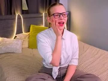 mireillelablue — Hello Im Lina, Im 18yo, ntmu guysGOAL:  make boobies heart #shy #new #bigass #bigboobs #18 [9 tokens remaining]