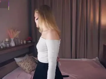 mishagiarrusso — ^.^Happy Friday!^.^ Eat ur flower - Goal: Make my pussy wet [47 tokens left] #new #blonde #shy #smalltits #18