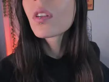 mishelkrave_ —  Make me moan  | Vibrations in real time  |  Toy control with tips! - Goal: play boobs + nipple clamps #squirt #fetish #young #submissive #deepthroat