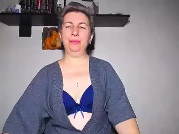 miss_tasha_kom — #anal #feet #squirt #Ukraine #lovense #mature