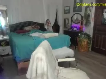 miss_trixie — Freechat on Chaturbate