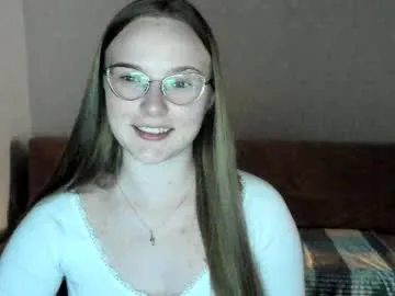 miya_mimi — Glad to see you! Let's have a nice time together #cute #shy #natural #glasses #pvt