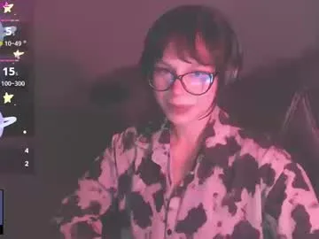 modjo_ — Listeninto music & Talkin #dance #tease #bigass #glasses #lush