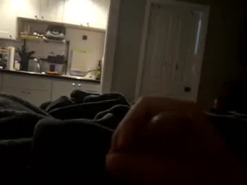 moethecheater7 — Make me cum  while my bitch isn't home   #cum at goal #married #straight #c2c #daddy