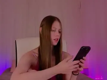 mol1y_kitten — suck my fingers #cute #18 #young #smalltits [35 tokens remaining]