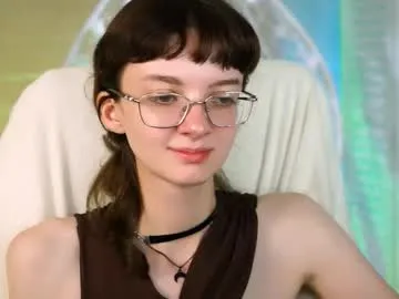 mollyjiggles — GOAL: show feet <3 [177 tokens remaining] Welcome to my world! #18 #skinny #feet #goddess #pvt