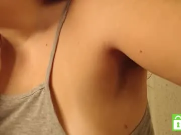 mollywayne — GOAL: Tease naked (doggy) [555 tokens remaining]  Dice Game - 22 tks  #puffynipples #curvy #smalltits #bignipples #bigass