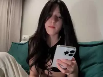 monnymoon — hey  Goal: show butt [333 left]  #18 #new #teen #skinny #feet