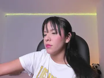 mysteyes — GOAL: Sexy dance [69 tokens remaining] Welcome to my room! My favorite numbers 13 22 33 #hairy #feet #natural #blowjob #squirtcum