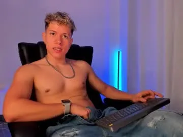 nathan_blake_ — Goal: Play cock with my underwear #bigcock #cum #young #muscle #lovense - Next Goal: Masturbate my dick  5min 