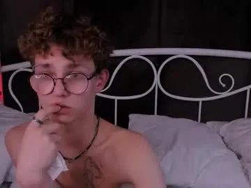 nathan_curl — This is my first day! Support me #18 #new #young #gay #feet