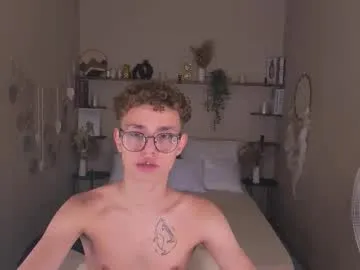nathan_curl — GOAL: Kokhoty on the camera 499 [985 tokens remaining] Welcome to my room! #18 #anal #young #gay #feet