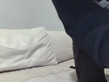 natou3x — Natou3x's cum play whit me