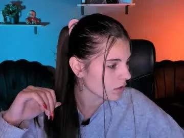 nelly_storm — GOAL: show heart [25 tokens remaining] Welcome to my room!  #18 #shy #tease #lovense #pvt