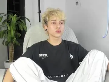 nico_nico_xd — GOAL: I hit the ass very hard [65 tokens remaining] Hello, I'm Nico, come and find out why I catch your attention and let's enjoy together #bigcock #twink #smoke #uncut #latino