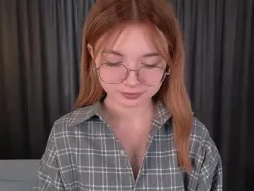 nicole_carters — GOAL: For a good start of the show [35 tokens remaining] Welcome to my room! #shy #skinny #teen #18 #new