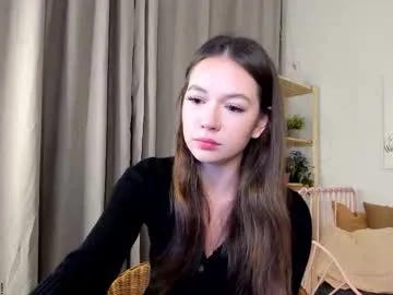 nicole_charm — hand bra [0 tokens left]