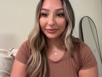 nicolelovesyou444 — come say hi<3 looking for someone who likes to spoil eachother <3 #latina #young #new #sexy #bigboobs
