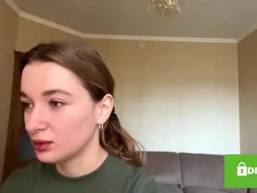 nidarobichau — I'm new to everyone: GOAL: biggest smile ever ^^ #new #18 #skinny #shy #teen [4 tokens remaining]