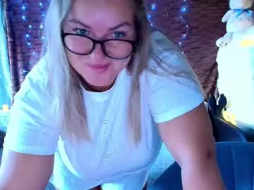 nikaskylink — #intelligent #naturalboobs #bigass #nonude