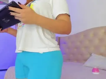 nikiibrooks — Flas Hass [0 tokens left] #Bigass #latina #lovense #squirt #anal