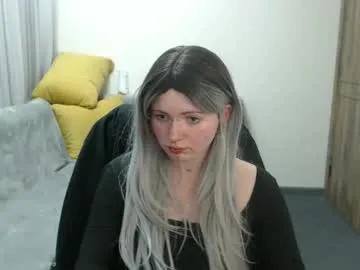 nikkysnow — Hello Tits show! #new #18 #bigtits #private [445 tokens remaining]