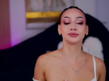 ninasolenne — Let s sin together My fav 22/99/111/333 // GOAL: everyone should CUM !!! [777 tokens left] #shy #lovense #booty #heels #anal