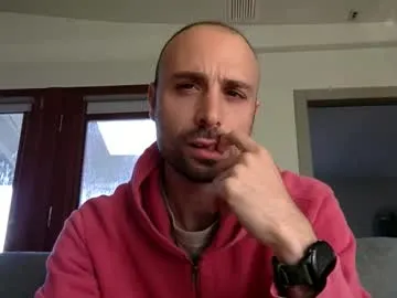 ninni2911 — Freechat on Chaturbate