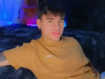 noah_coleman__ — Current Goal: show cum at 800 tokens -- Next Goal: show cum -- hey, I'm Noah, come here #teen #young #bigcock #bigass #feet