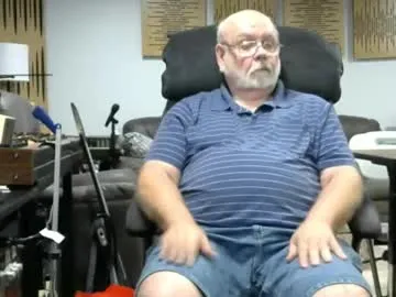 old_guy111 — Old_Guy111's Room - Remove Shirt [50 tokens left] #mature #hairy #cum #daddy #pvt