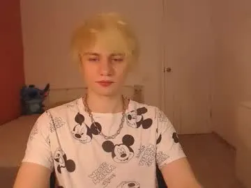oliver_sweet_ — GOAL: cum cum cum [2400 tokens remaining] Welcome to my room! #21 #teen #young #smoke #twink