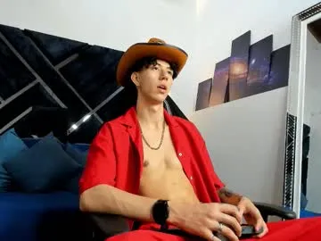 oliverthompson_01 — help me complete this night #cum #young #bigdick [2000 tokens remaining]