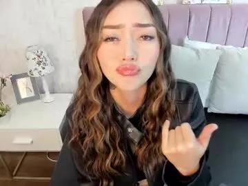 olivia_johansson — GOAL: Hand bra [0 tokens remaining] Welcome to my room! #blonde #natural #lovense #skinny #young