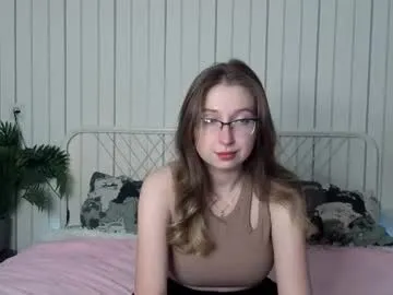 oliviavele — GOAL: Take off my bra (leave top)  [136 tokens remaining] Welcome to my room! #shy #blonde #18 #bigboobs #new