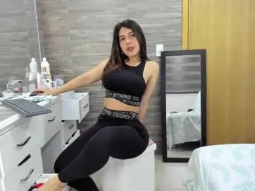 oriana_olsen — GOAL: Twerking [109 tokens remaining] Discover my vibrations  Together we get to pleasure  #anal #bigass #bigboobs #latina #cum