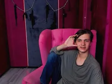 otto_williams — GOAL: ahegao [29 tokens remaining] cute eyes only in public #18 #twink #new #young #feet